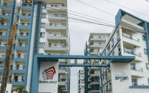 2 BHK Flat for Auction Sale | Hyderabad | Shweta Aryan, Jeedimetla